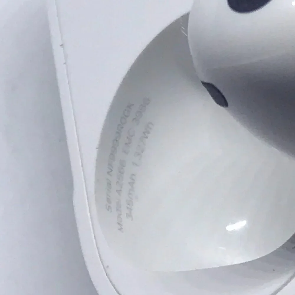 Apple AirPods 3rd Generation With Wireless Charging Case ‎MME73AM/A